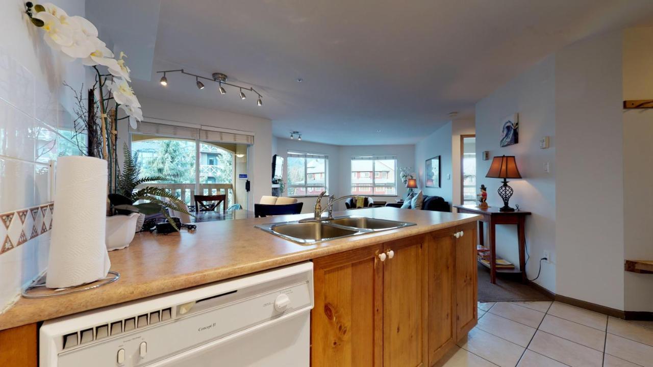 Whistler Blackcomb Vacation Rentals - Village North Dış mekan fotoğraf